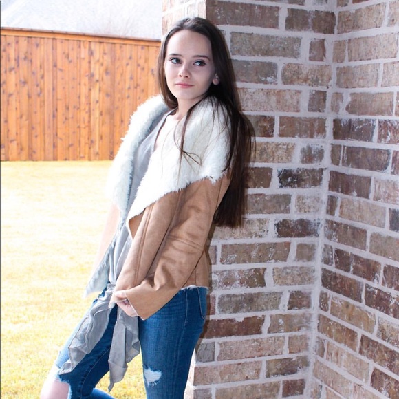 ONE LEFT - Aspen Highlands Faux Suede Jacket - Picture 8 of 8